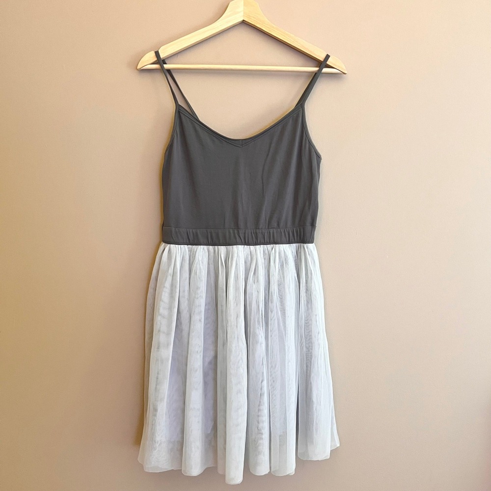 Abercrombie & Fitch Grey White Tulle Ballerina Mini Dress Medium Camisole Bodice